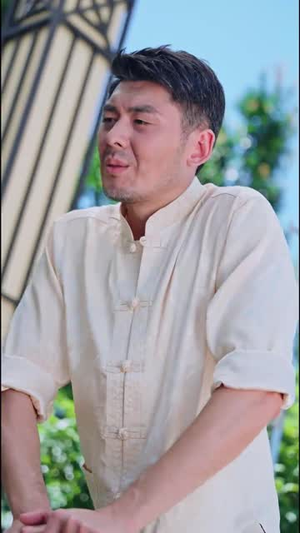 天桥摆摊我捡了个纨绔当老公（79集）热门短剧来袭精彩抢先看