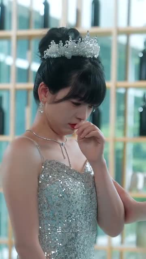 咬一口甜梨（80集）男女都爱看的短剧片段