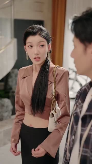 刚分手被姐姐拉去相亲（73集）男女都爱看的短剧