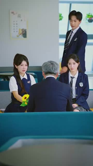 我外卖小哥签到三年无敌了（79集）男女都爱看的短剧