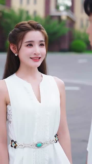 失恋逆袭校花追我不放手（80集）短剧全集高清无码版