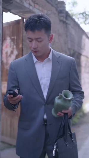 重生九八,我带初恋致富发家(76集) 重生九八,我带初恋致富发家(76集)精彩好看的短剧