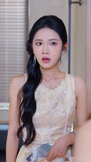 觉醒后我手持剧本覆手为雨(69) 觉醒后我手持剧本覆手为雨(69)火爆热播短剧抢先看