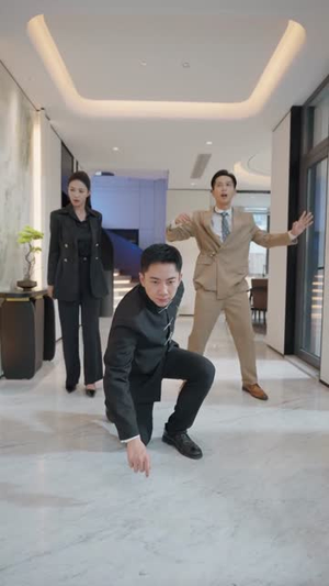 摊牌了我能看见过去一万年(79集) 摊牌了我能看见过去一万年(79集)排行榜前十短剧免费看