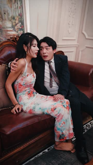 暗影金瞳(57集) 暗影金瞳(57集)一口气追到短剧大结局超过瘾