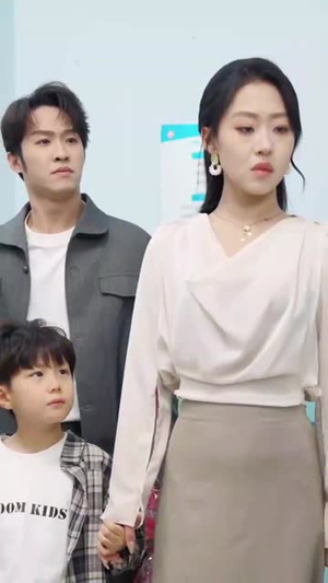 偏心十二年,我走后我妈破防了(42集) 偏心十二年,我走后我妈破防了(42集)这短剧也太好看了