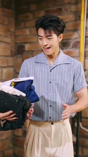 穿到饥荒年，我靠绑定挨骂系统顿顿吃肉（80集）热播短剧追不停