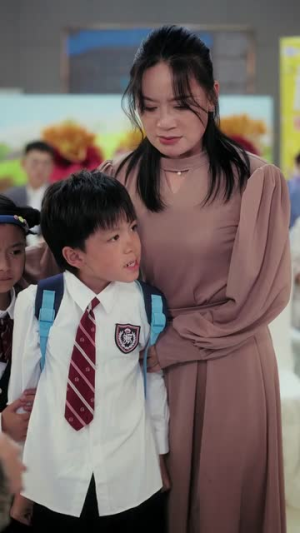 中年被裁后，我拿下总裁弟弟（66集）红果短剧免费看后续