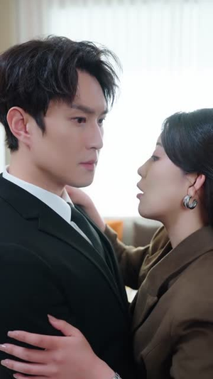 退!退!退!这个保镖不对劲(67集) 退!退!退!这个保镖不对劲(67集)河马短剧免费看全集