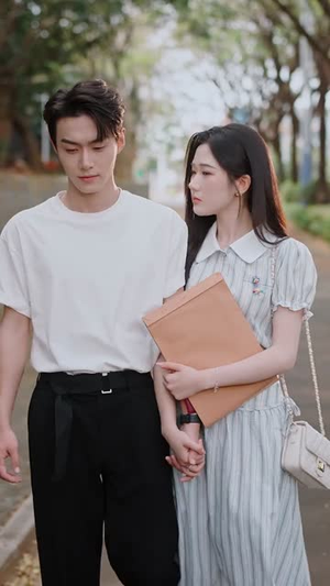 穿成假冒失忆大佬女友的恶毒女配(67集) 穿成假冒失忆大佬女友的恶毒女配(67集)短剧男演员排行榜