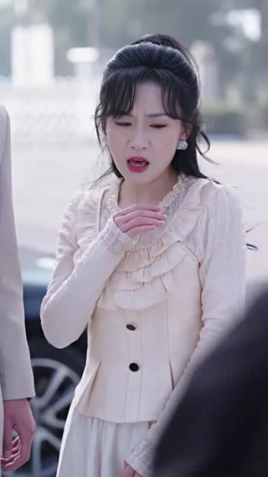 落日朝霞染芳华(70集) 落日朝霞染芳华(70集)短剧太好看了女主霸气