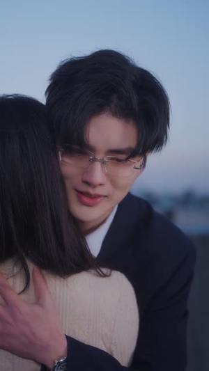 昼夜荒唐（80集）看过的人都说好