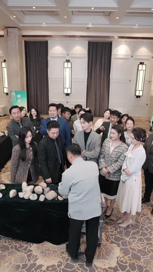 透视神医混花都（80集）短剧合集导演剪辑版