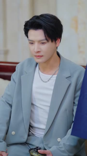 离婚当天，我暴露了天师身份（82集）爆火短剧超级精彩