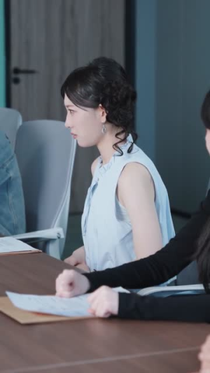 重生后我转身离开，校花却哭了（86集）好看的短剧太好看了