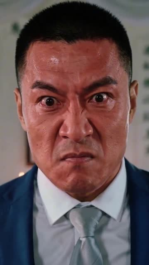 奋斗九零:逆袭成首富(47集) 奋斗九零:逆袭成首富(47集)关注我每天分享热门短剧