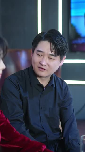 聚会上,我撕碎最后的温柔(27集) 聚会上,我撕碎最后的温柔(27集)超级好看短剧推荐